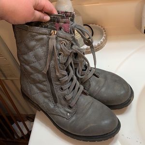 Roxy combat boots!